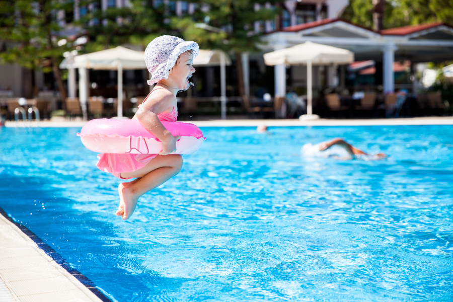 piscine camping Côte Azur 