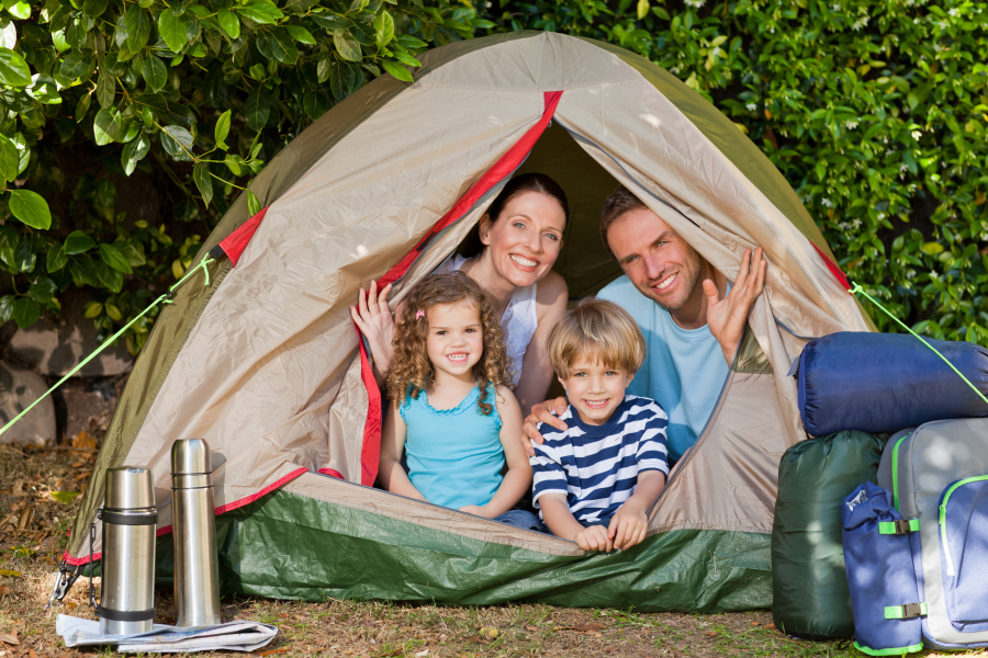 famille en camping Sagne Vitrac
